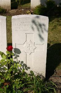 Dozinghem Military Cemetery - Leveson Gower, Ronald Charles Granville